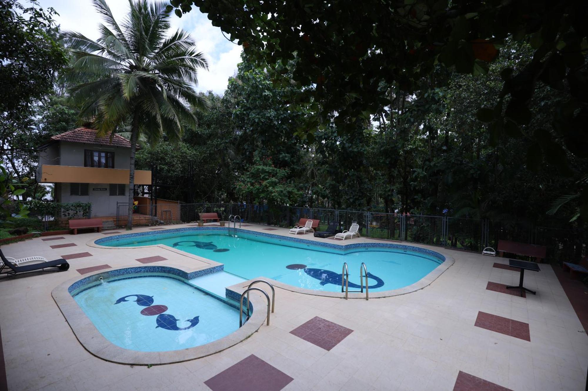 Nisarga Resort Kaglipur Ngoại thất bức ảnh